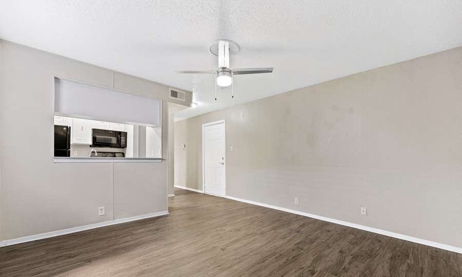 5612 N Lamar Blvd #1122 - Photo 4 of 50