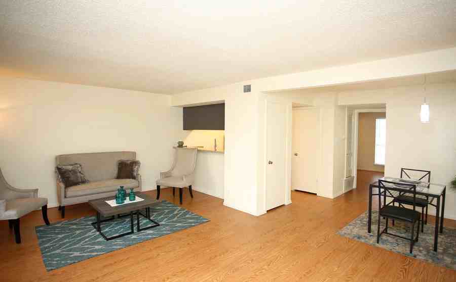 119 Reagan Hill Dr #1697