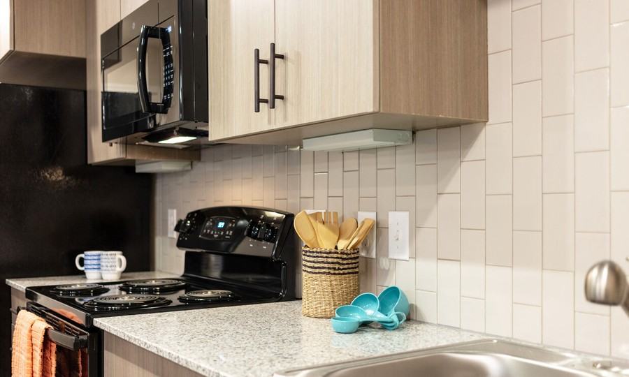 4619 N Interstate 35 #257 - Photo 4 of 7