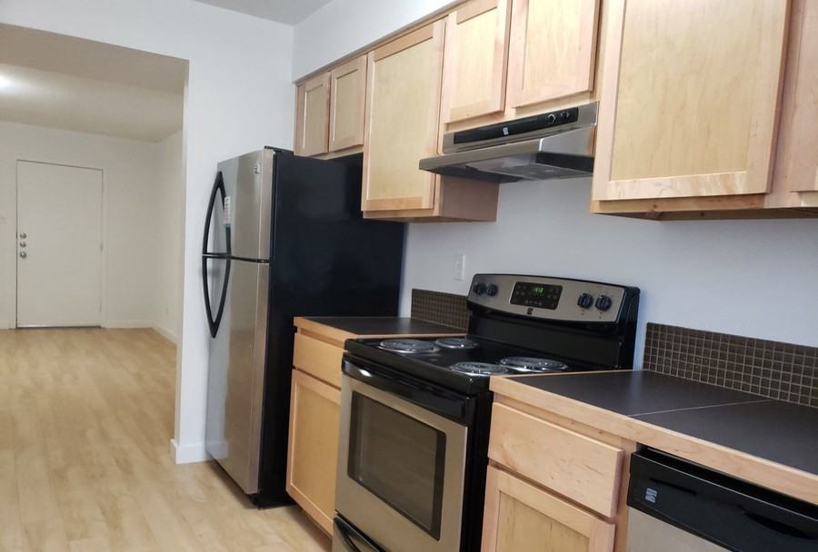 2208 Enfield Rd #319 - Photo 3 of 17