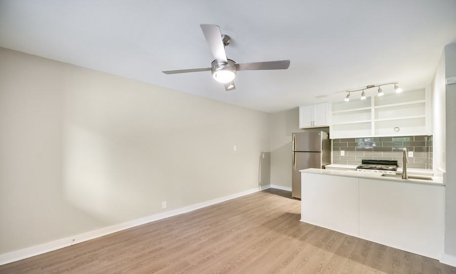 706 Hearn St #1221 - Photo 5 of 29