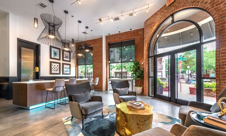 Hugo St #1005 - Photo 7 of 33