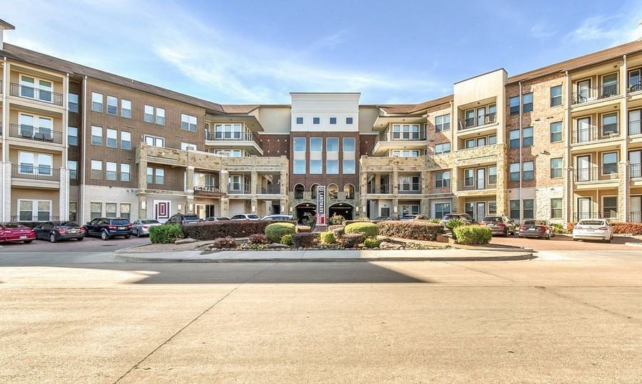 5207 Amesbury Dr #2507