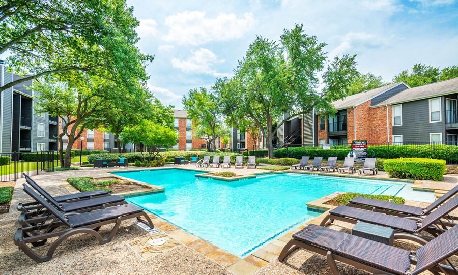 W Northwest Hwy #4113 - Photo 4 of 10