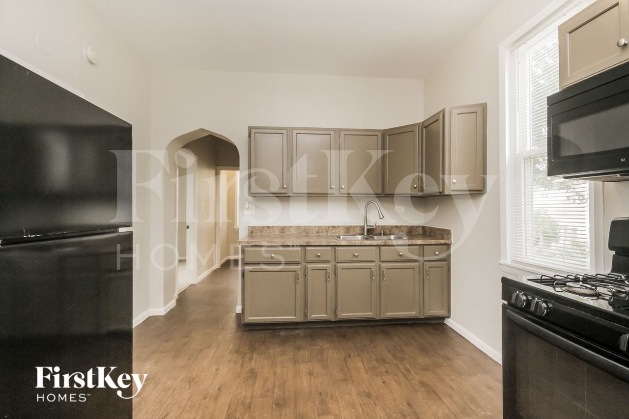 14522 S Short St - Photo 6 of 16