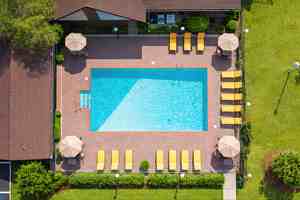 featured image of 330 Woodbrook Dr