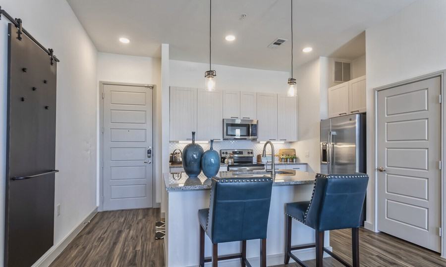 2229 Hawes Ave #4570