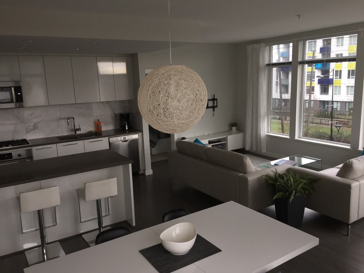 3263 Pierview Crescent - Photo 3 of 12