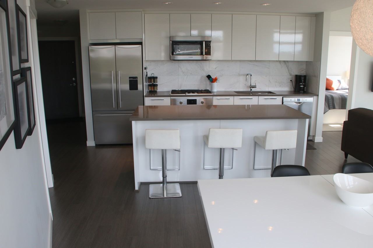 3263 Pierview Crescent - Photo 4 of 12