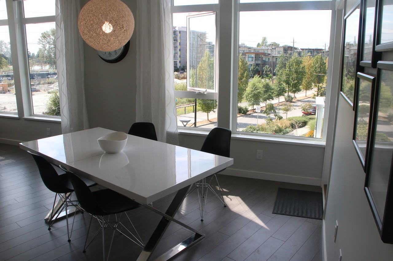 3263 Pierview Crescent - Photo 7 of 12