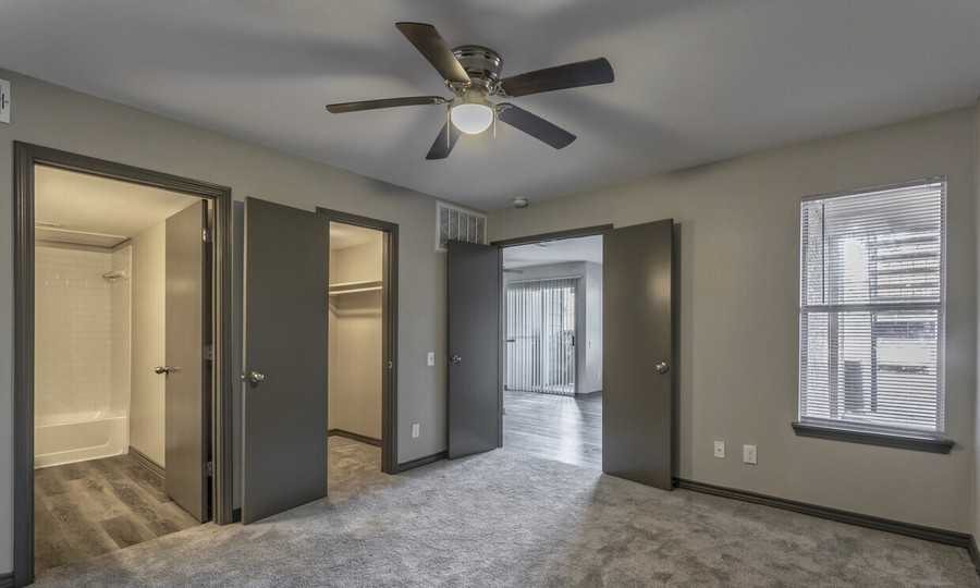 2906 Dilido Rd #2830 - Photo 4 of 50