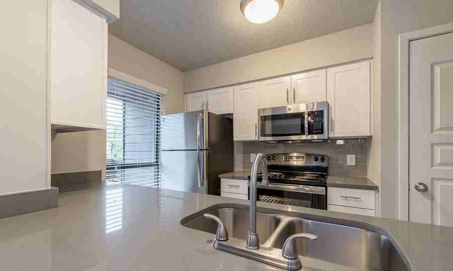 10824 Stone Canyon Rd #1411 - Photo 3 of 12
