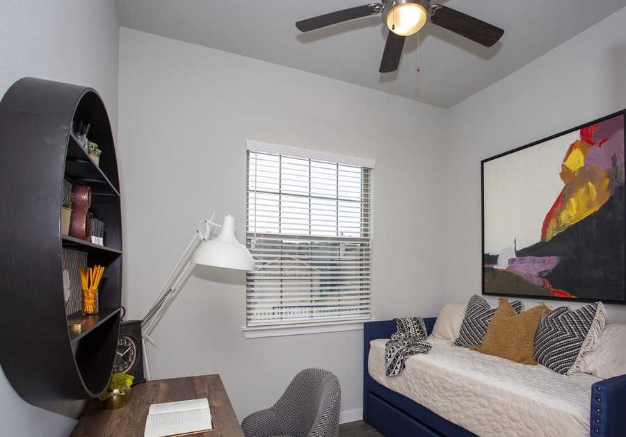 Clarkwood Dr #1929 - Photo 3 of 11