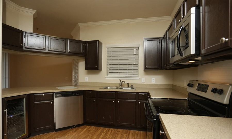 5775 Belt Line Rd #4637