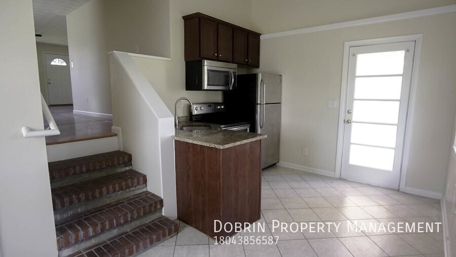 1011 Kinney St - Photo 3 of 25