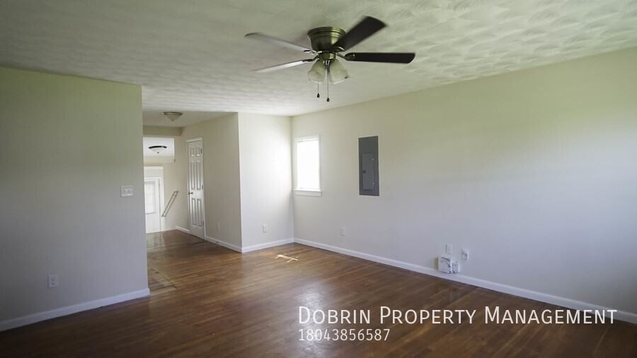 1011 Kinney St - Photo 6 of 25