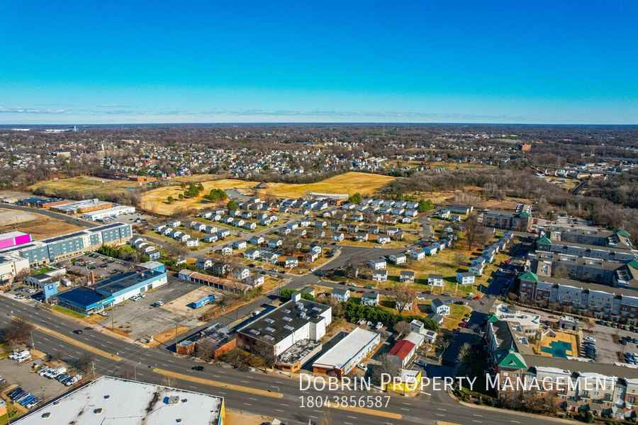 1708 Brookfield St - Photo 2 of 16