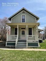 featured image of 206 S Huron St #3