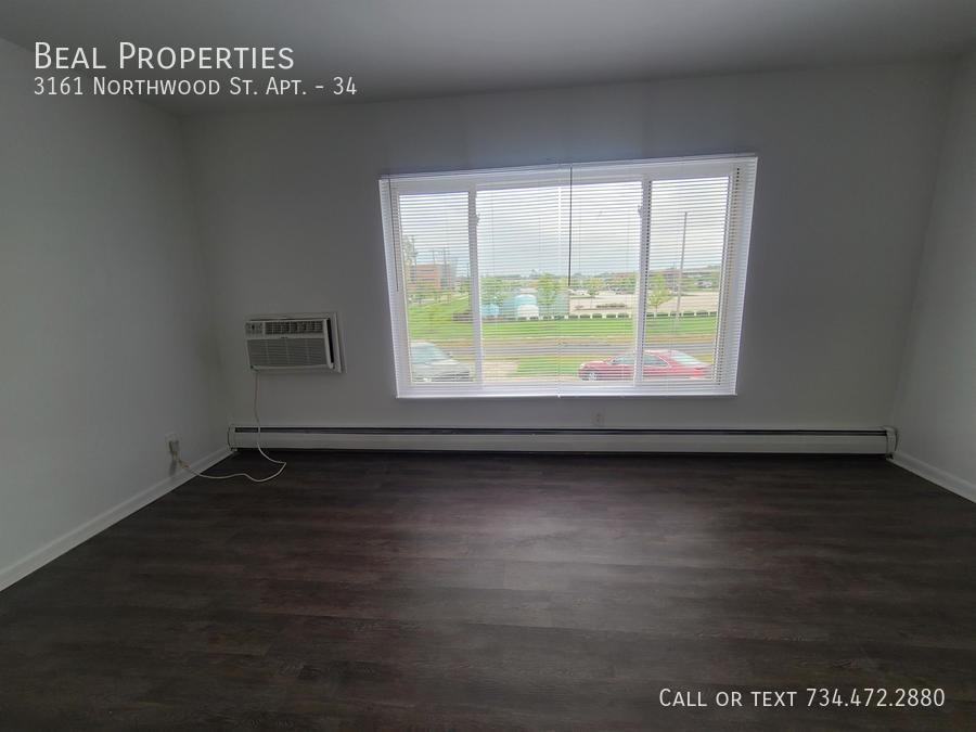 3161 Northwood Ave #34 - Photo 5 of 13