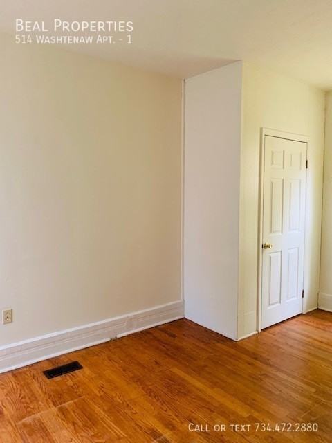 WASHTENAW APT & #1 - Photo 5 of 16