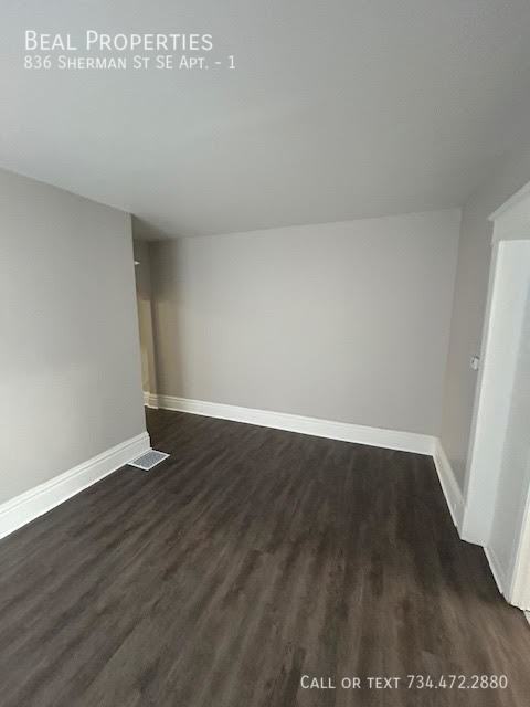 836 Sherman St Se #1 - Photo 3 of 17