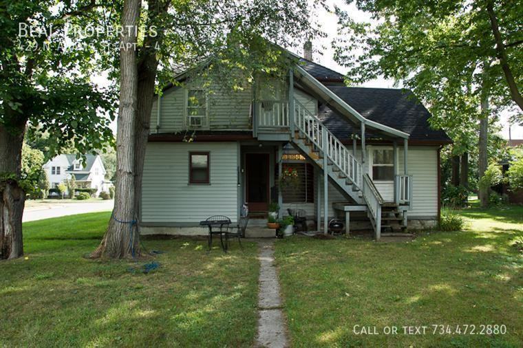 429 N Adams St #4 - Photo 2 of 10