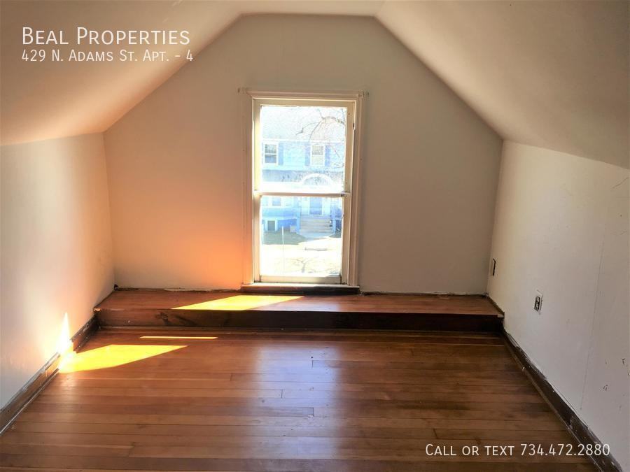 429 N Adams St #4 - Photo 6 of 10