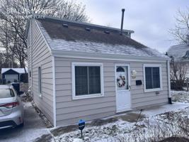 featured image of 704 Virginia Pl