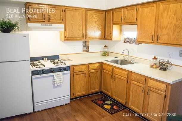 528 Villa Dr - Photo 5 of 18