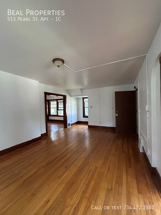 513 Pearl St #1C - Photo 5 of 18