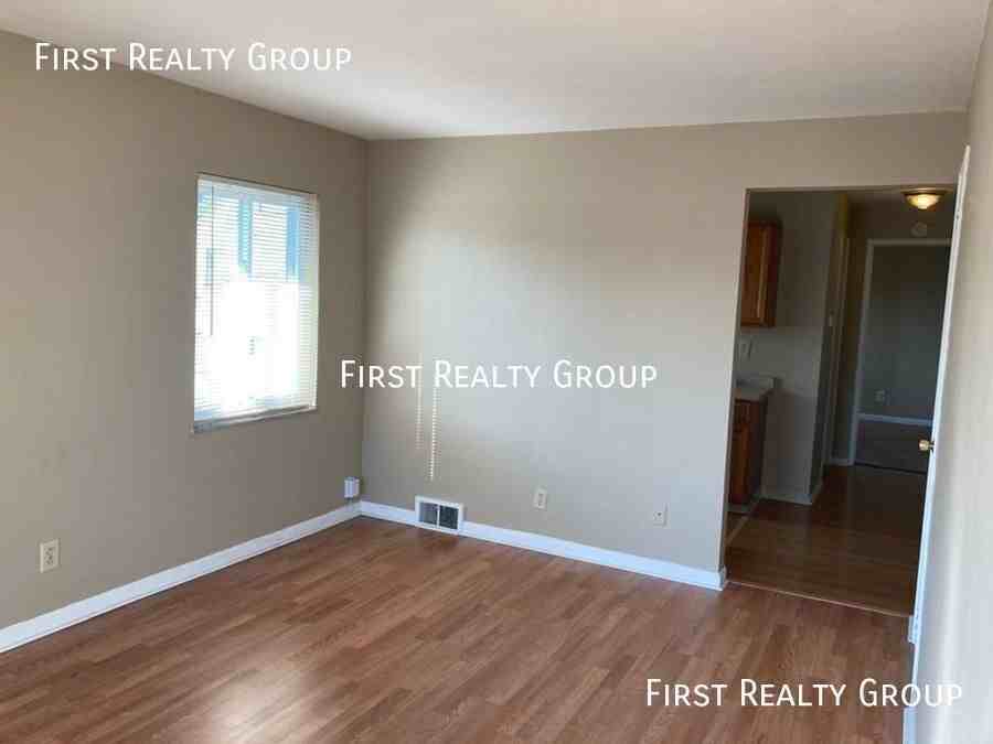 3121 S Smithville Rd #3 - Photo 3 of 9