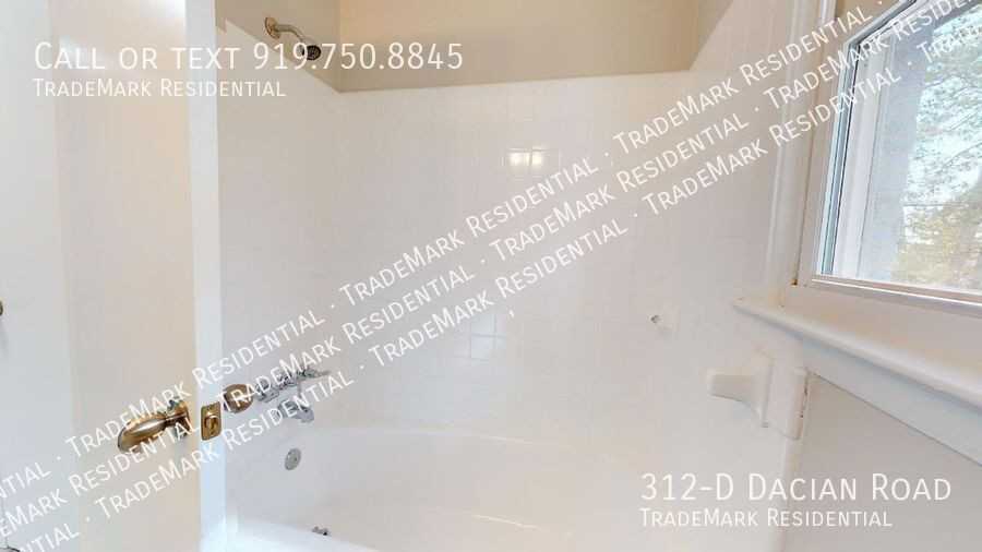 312 Dacian Rd Apt D - Photo 7 of 33