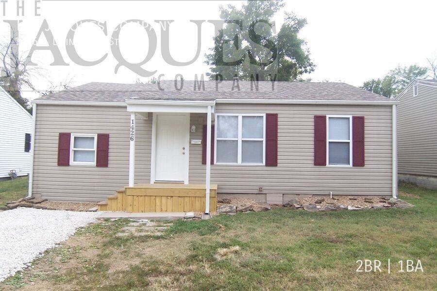 1426 E Livingston St