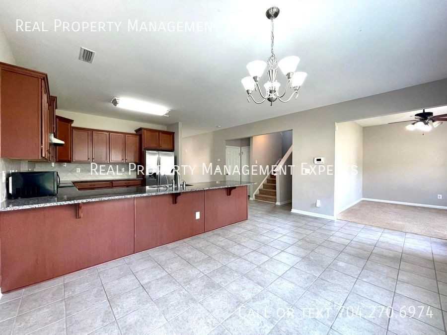 2309 Marthas Ridge Dr - Photo 6 of 18