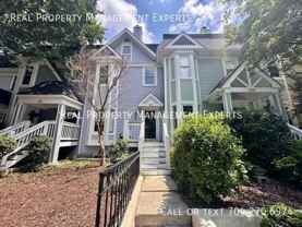 310 W 10th St - Photo 1 of 1