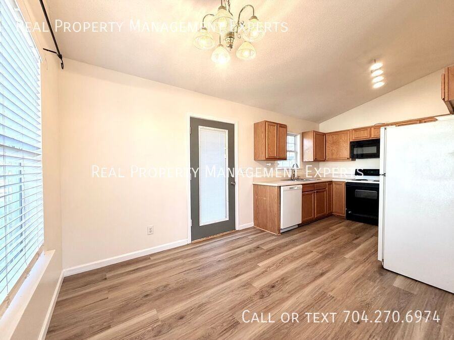 123 Garden St - Photo 6 of 22