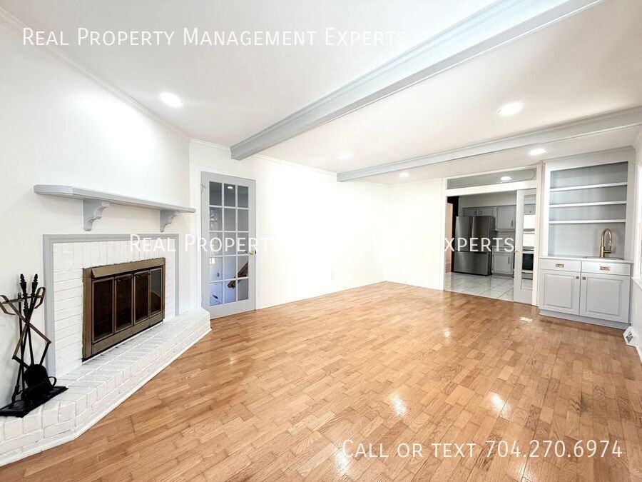 10109 Windrift Rd - Photo 7 of 21