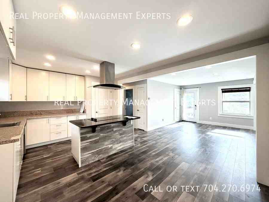 3819 Langley Rd - Photo 4 of 19