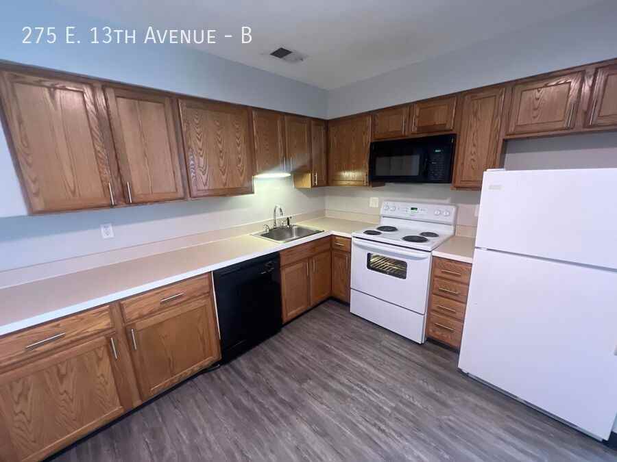 275 E 13th Ave #B - Photo 4 of 23