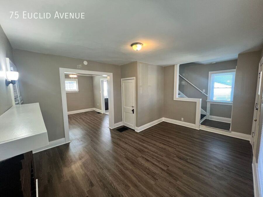 75 Euclid Ave - Photo 3 of 28