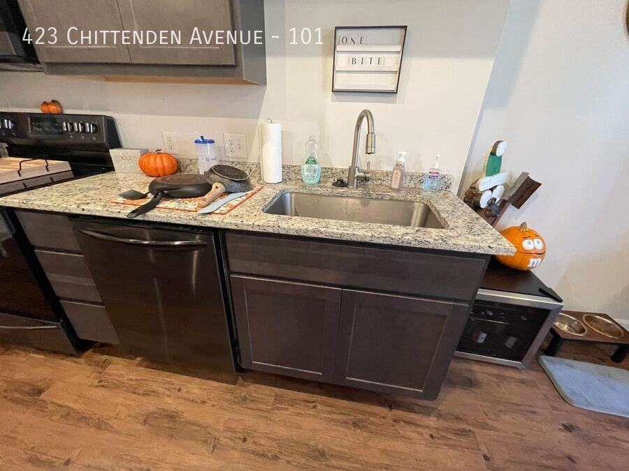 423 Chittenden Ave #101 - Photo 4 of 17