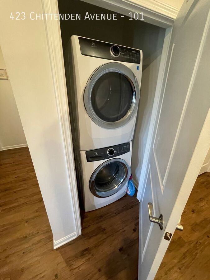 423 Chittenden Ave #101 - Photo 7 of 17