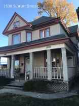 1530 Summit St - Photo 1 of 1