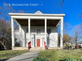 featured image of 121 N Washington St #I