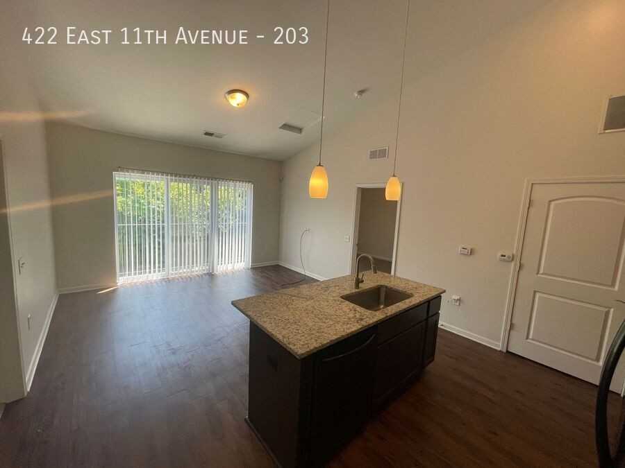 422 E 11th Ave #203 - Photo 3 of 16