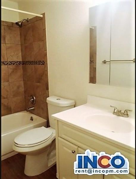 9070 W Bellwood Pl - Photo 5 of 17