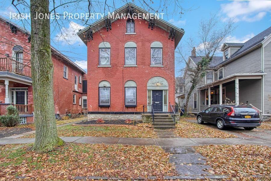 62 Park St #3UPPERREAR - Photo 2 of 16