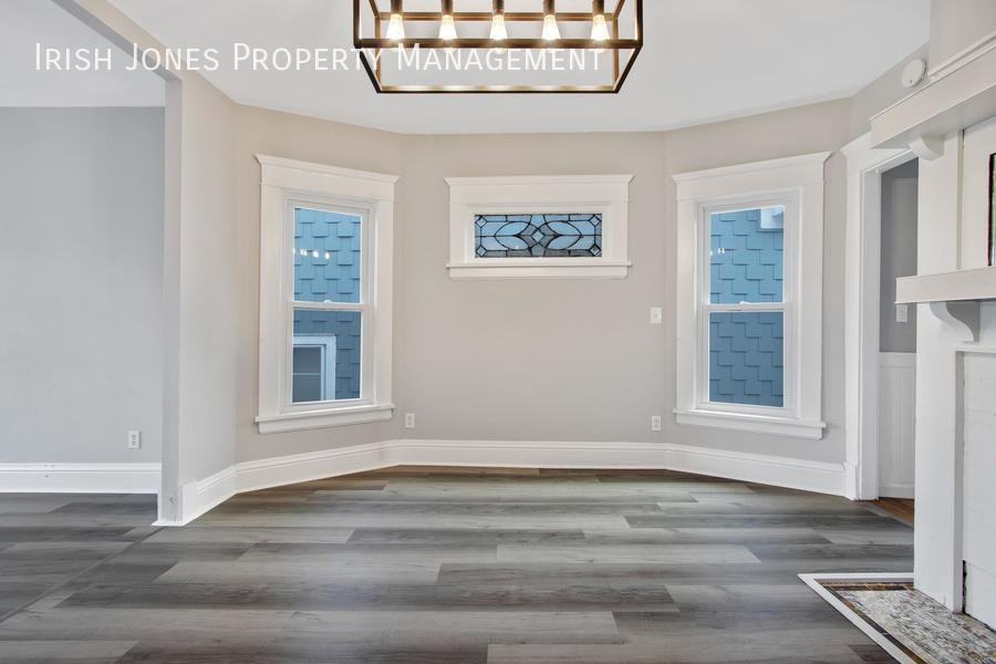 1899 Seneca St #2 - Photo 6 of 16