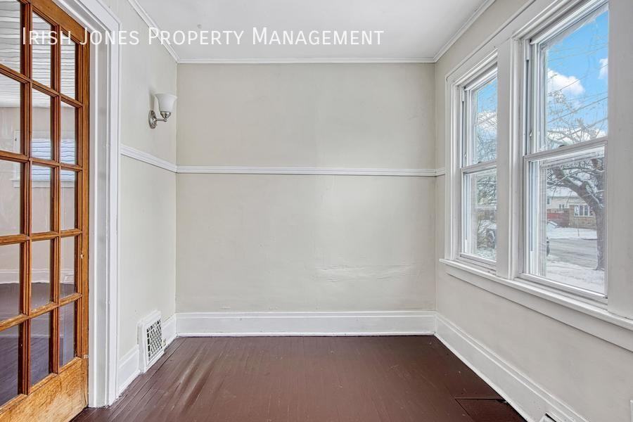 343 Parkridge Ave #1 - Photo 5 of 16