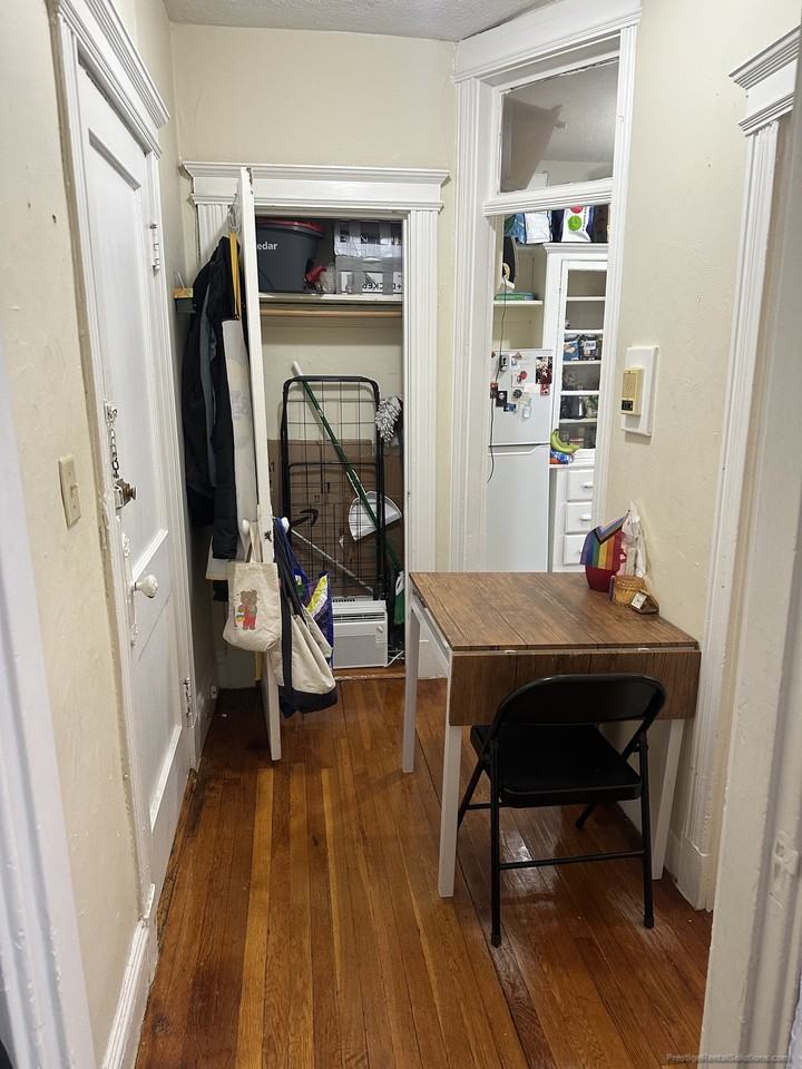 91 Gordon St #8 - Photo 4 of 12